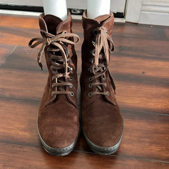 Tod's Dark Brown Suede Lace-Up Ankle Boots - Picture 2 of 13